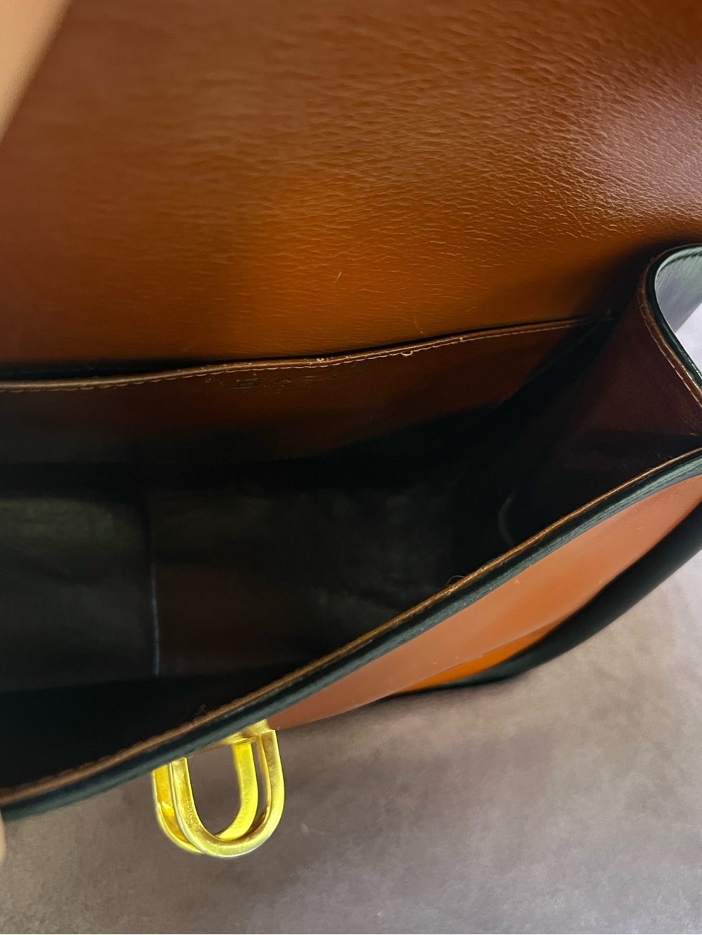 Bally Vintage 1980s Brown & Black Leather Top Handle Bag B Logo Clasp - Picture 15 of 16